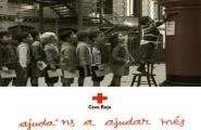 Creu Roja i el Banc Santander recullen joguines i aliments