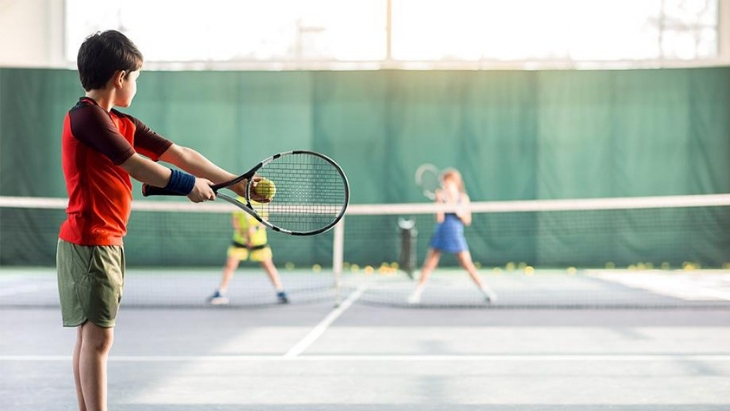 Tenis l sales
