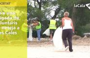 Neix una brigada de voluntaris de neteja a Tres Cales