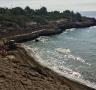 S'actua a cala Vidre aportant sorra per regenerar la platja més afectada pels temporals del passat gener - 09/05/2017