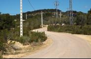 Es millora el ferm del camí del pont de l'Àlia per convertir-lo en un dels trams de la carretera d'accés sud