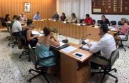 El ple aprova per unanimitat revisar l'últim contracte amb Aqualia